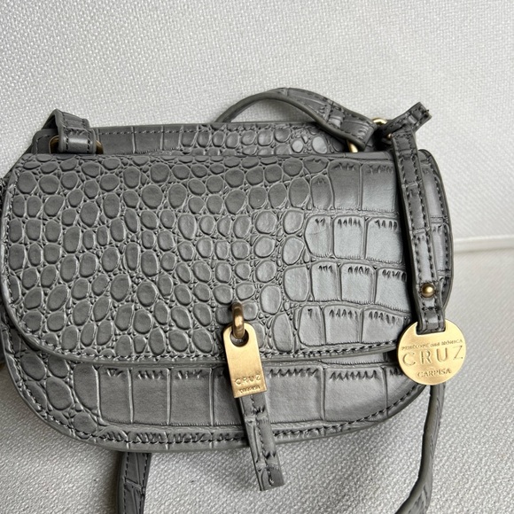 Penelope and Monica Cruz grey Crossbody Shoulder Purse Crocodile Bag - Picture 3 of 9